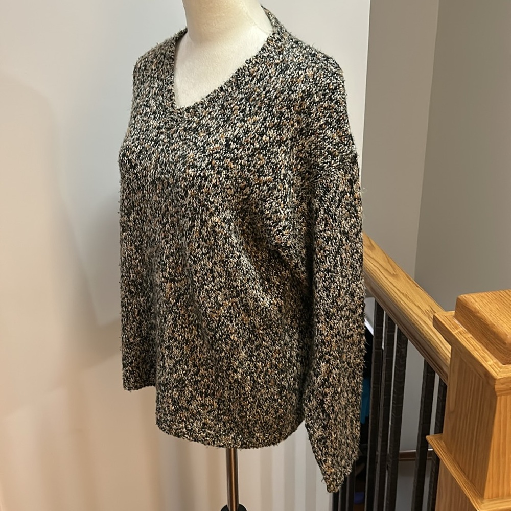 Black and Tan Knit Sweater size medium